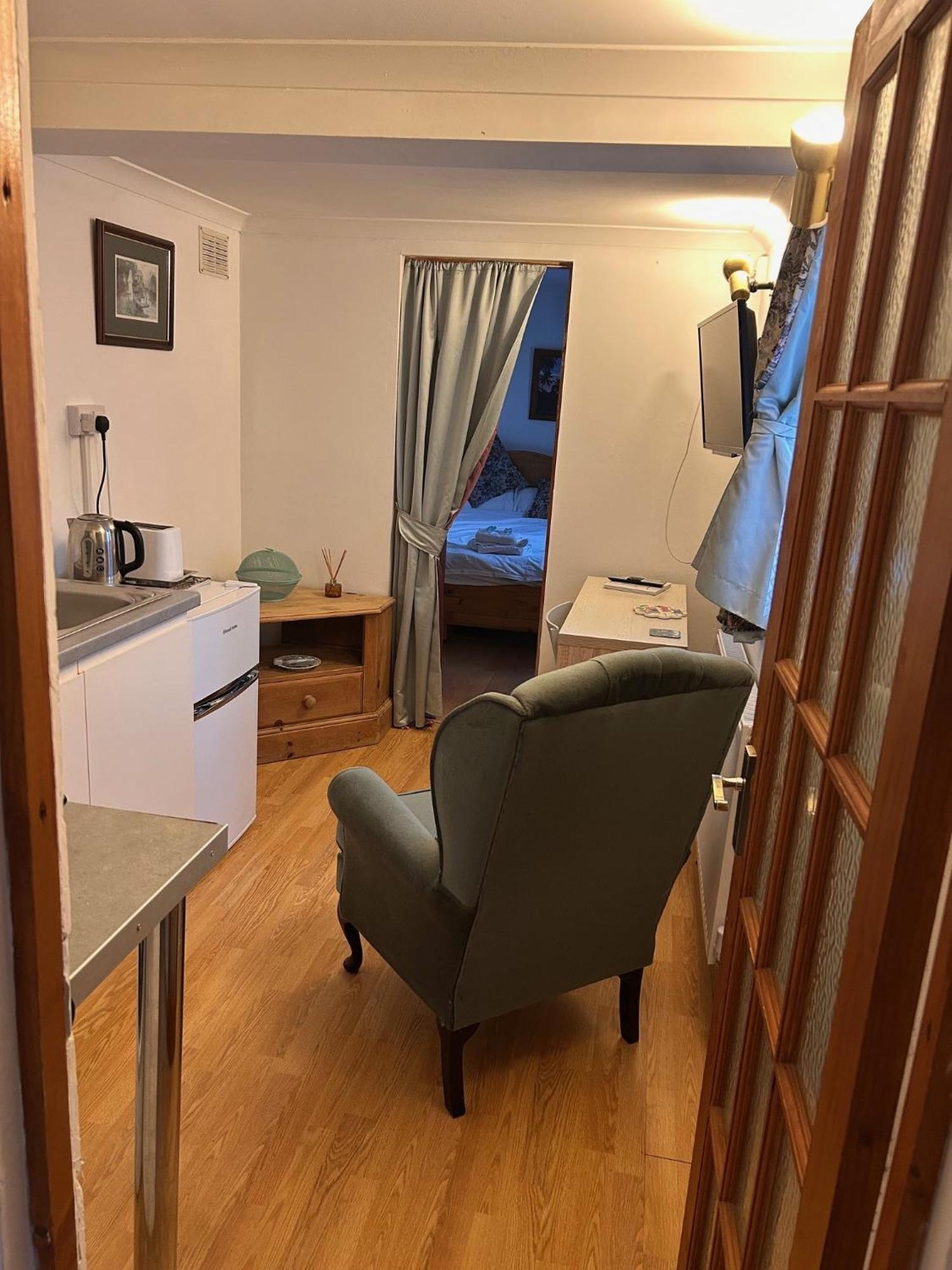 Tranquil 1 Bedroom 30 Mins To Heathrow *